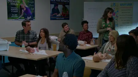 Modern Family S10E16