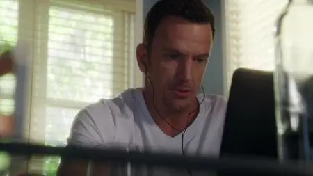 Ten Days in the Valley S01E09