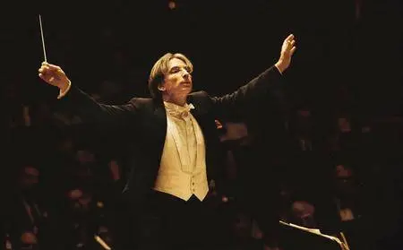 Michael Tilson Thomas, San Francisco Symphony - Aaron Copland The Populist (2000)