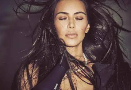 Kim Kardashian by Guy Aroch for Vogue Mexico October 2017
