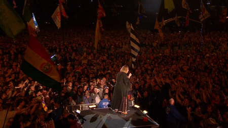 Adele - Live at Glastonbury Festival (2016)