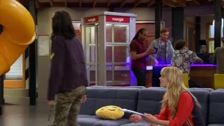 Bizaardvark S02E21