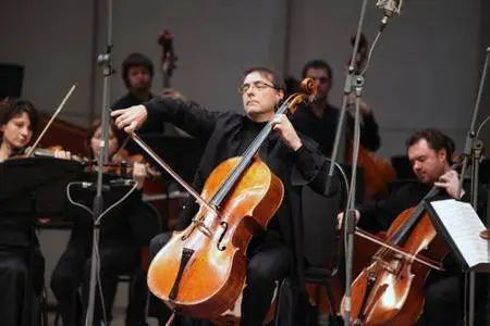 Alexander Rudin, Musica Viva - Antonin Dvorak: Cello Concerto in A major; Serenade for Strings in E major (2013)