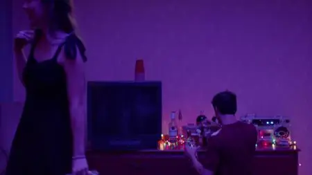 Room 104 S04E07