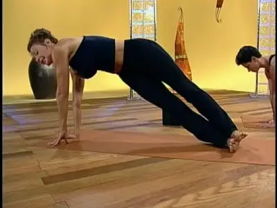 Karen Voight: Yoga Power - Streamline