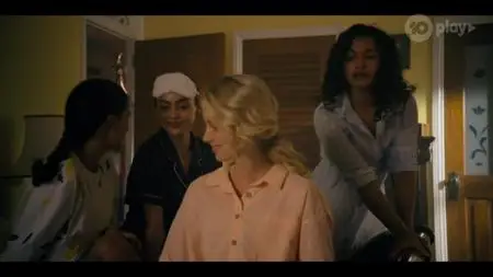 Dive Club S01E01