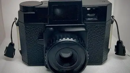 Holga Photography: The Holga 120N/120GN Camera