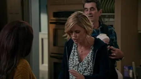 Modern Family S11E01