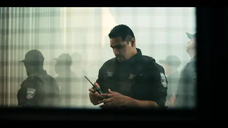 Prison Cell 211 S01E05