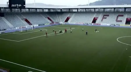 (Arte) Le ballon truqué - Comment la mafia assassine le football (2012)