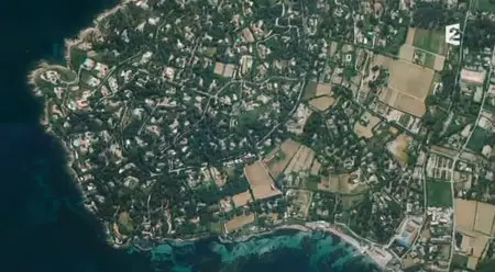 (Fr2) Saint-Tropez, histoire secrète d'un petit port de pêche (2013)