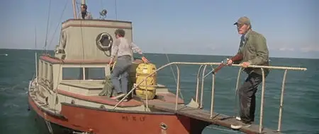 Jaws (1975) [+ Deleted Scenes, Outtakes and Comments]