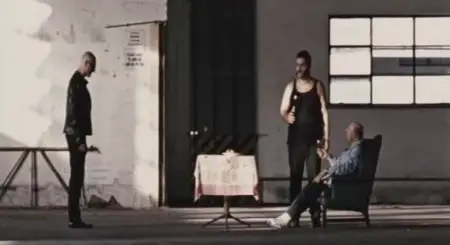 Into Paradiso (2010) 