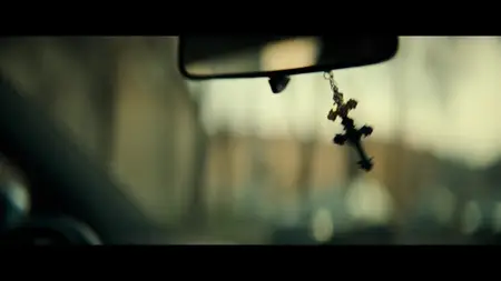 The Helicopter Heist S01E03