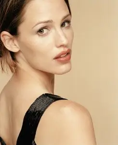 Jennifer Garner - Carlo Dalla Chiesa Photoshoot 2001 for InStyle