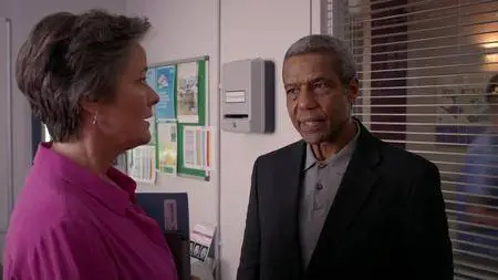 Holby City S20E15