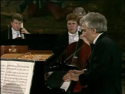 Philips Classics - Mozart on Tour (1991)