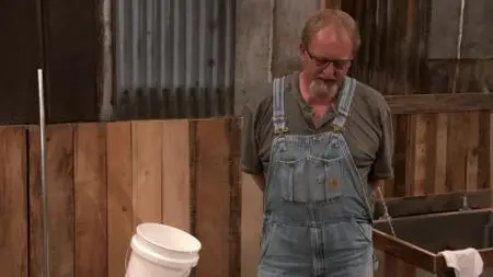 Moonshiners: Master Distiller S02E05 S02E10