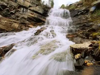Waterfalls screensaver