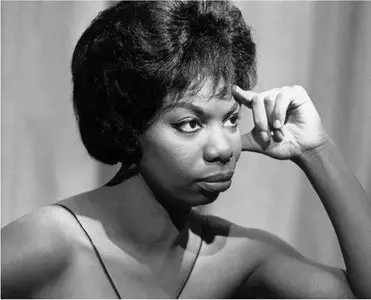 Nina Simone - Nina: The Essential Nina Simone (2000)