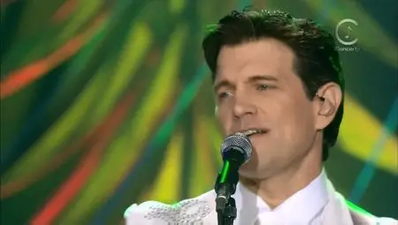 Chris Isaak (with Michael Buble, Brian McKnight and Stevie Nicks) - Christmas 2004 [HDTV 720p]