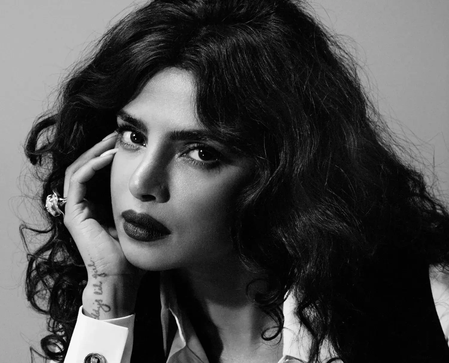 Priyanka Chopra by Emma Summerton for Vanity Fair February 2022 / AvaxHome