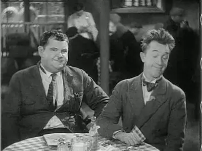 LAUREL & HARDY: Below Zero (1930)
