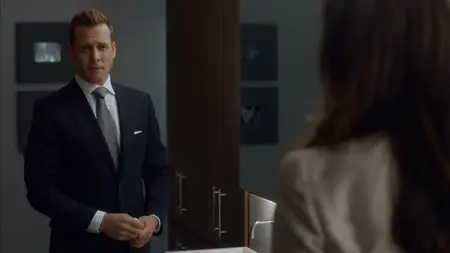 Suits S05E01