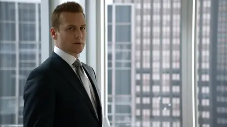 Suits S05E01