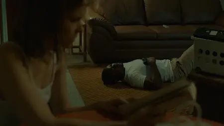 Captive (2015) [Open Matte]