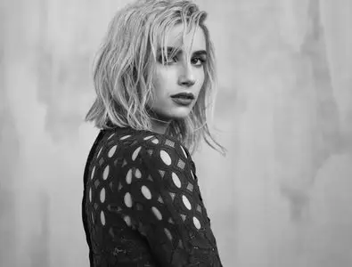 Emma Roberts - Van Sarki Photoshoot 2014 for The Wild Magazine