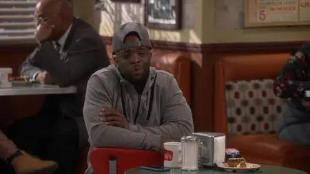 Superior Donuts S02E14