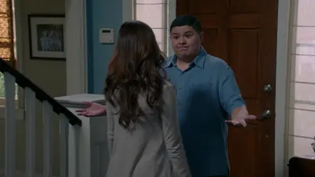 Modern Family S09E22