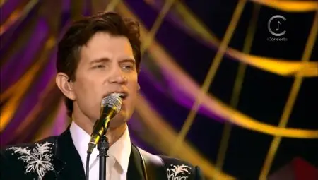 Chris Isaak (with Michael Buble, Brian McKnight and Stevie Nicks) - Christmas 2004 [HDTV 720p]