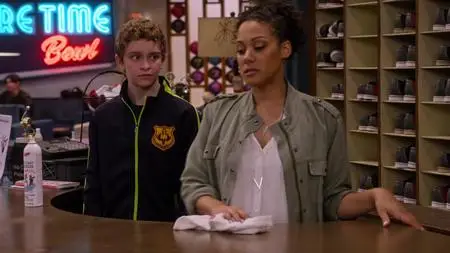 Prince of Peoria S01E03