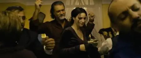 Ne Te Retourne Pas (2009)
