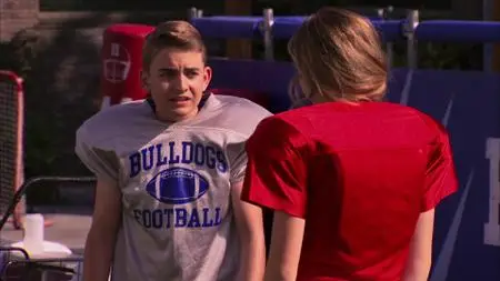 Bella and the Bulldogs S01E18