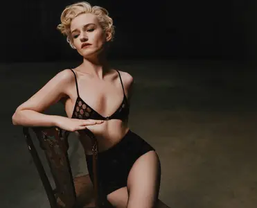 Julia Garner by Erika Kamano for CR Fashion Book Issue 27 Fall/Winter 2025
