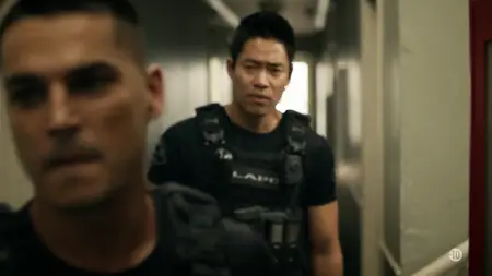 S.W.A.T. S08E04