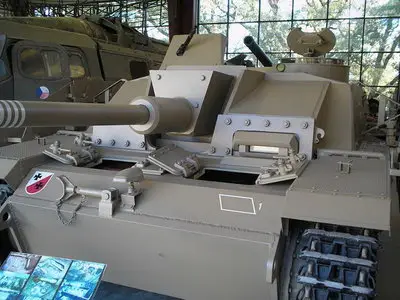 StuG III Walk Around