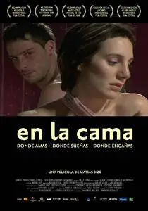 En la cama (2005)