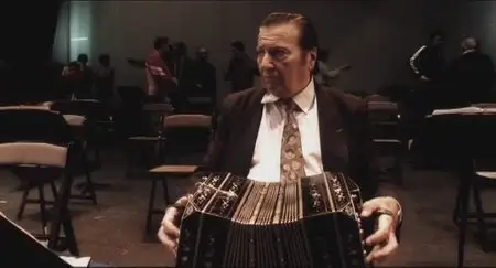 Cafe de los maestros - by Miguel Kohan (2008)