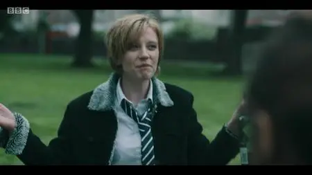 In My Skin S01E01