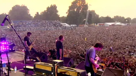 Blur - No Distance Left To Run (2010) [Documentary Film & Live at Hyde Park] Re-uploaded