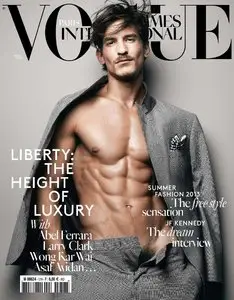 Vogue Hommes International Paris N 17