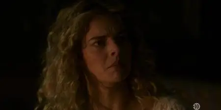 Picnic at Hanging Rock S01E01