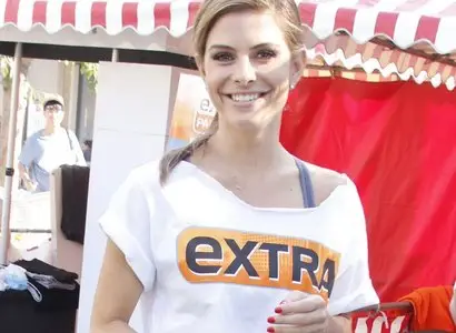 Maria Menounos at The Grove for Extra Palooza in Los Angeles September 10, 2012