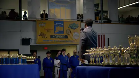 Cobra Kai S01E10