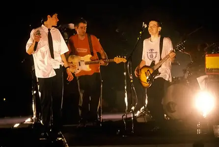 Beastie Boys - 1999-05-07 Wembley Arena. London, En (1999) **[RE-UP]**