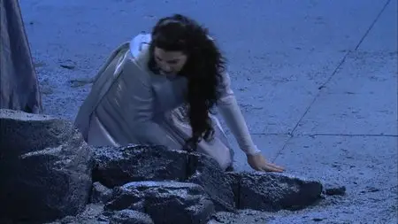 Tutto Verdi - The Complete Operas Boxset Disc 17 : Il Trovatore (2012) [Full Blu-ray]